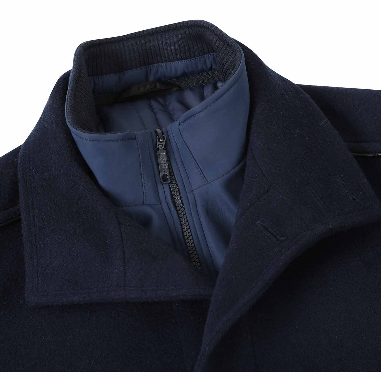 The ENGLISH LAUNDRY Navy Short Coat EL84-01-410 by English Laundry is a wool coat in navy blue that features a standing collar and single-breasted button closure.