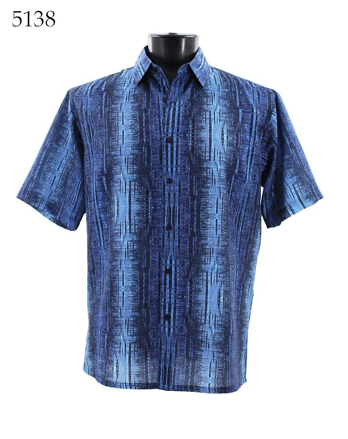 Bassiri Short Sleeve Shirt 5138 by Bassiri, a regular fit blue short-sleeve button-up shirt featuring a geometric pattern, displayed on a mannequin.