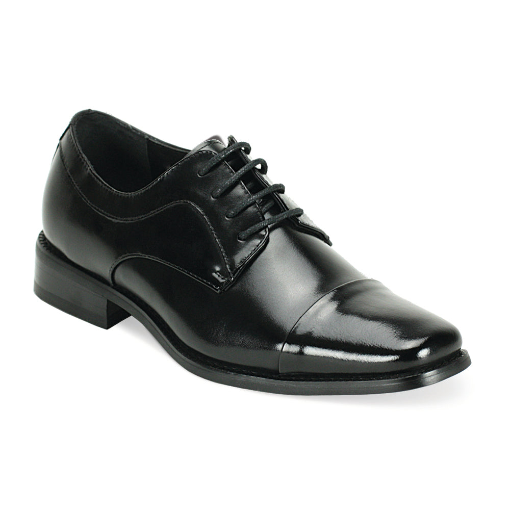 The Giorgio Venturi 6215 Black Leather Shoes, featuring a polished black leather design with a cap toe, are displayed against a white background.