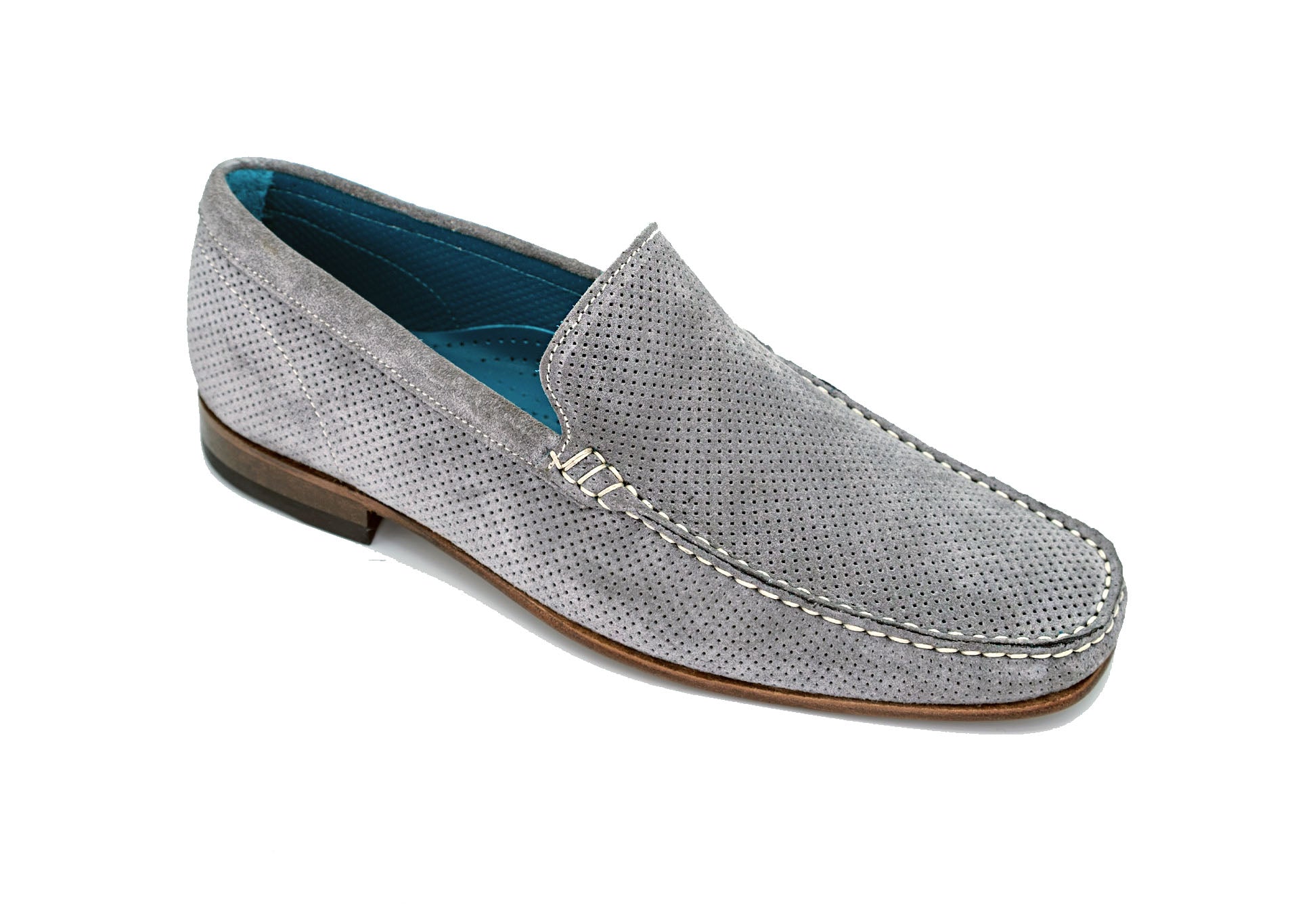 The GIOVACCHINI Diego Metal Suede Loafer, in a refined shade of gray and featuring striking blue insoles, is expertly showcased facing upwards against a white backdrop. Crafted with precision in Italy by GIOVACCHINI, these loafers epitomize style and sophistication.