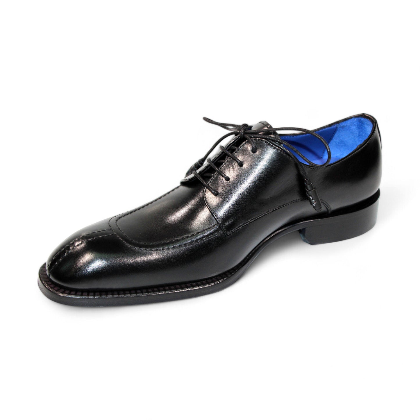 The Emilio Franco Artigiana "Girolamo" shoes are meticulously crafted black leather dress shoes with a sleek leather sole, complemented by matching black laces and a distinctive blue inner lining.