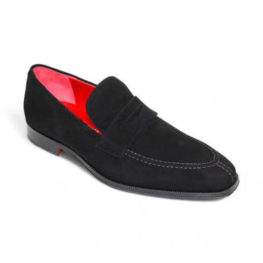 The Emilio Franco "Oliviero" Black Shoes, made in Italy, are designed with a red interior lining and subtle side stitching details, showcased on a white background.