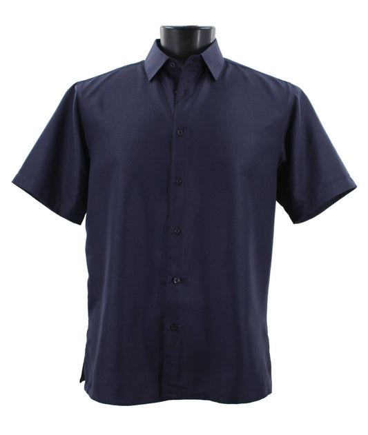 The Sangi Short Sleeve Shirt S 2026 Navy, featuring a modern fit, is elegantly displayed on a black mannequin.