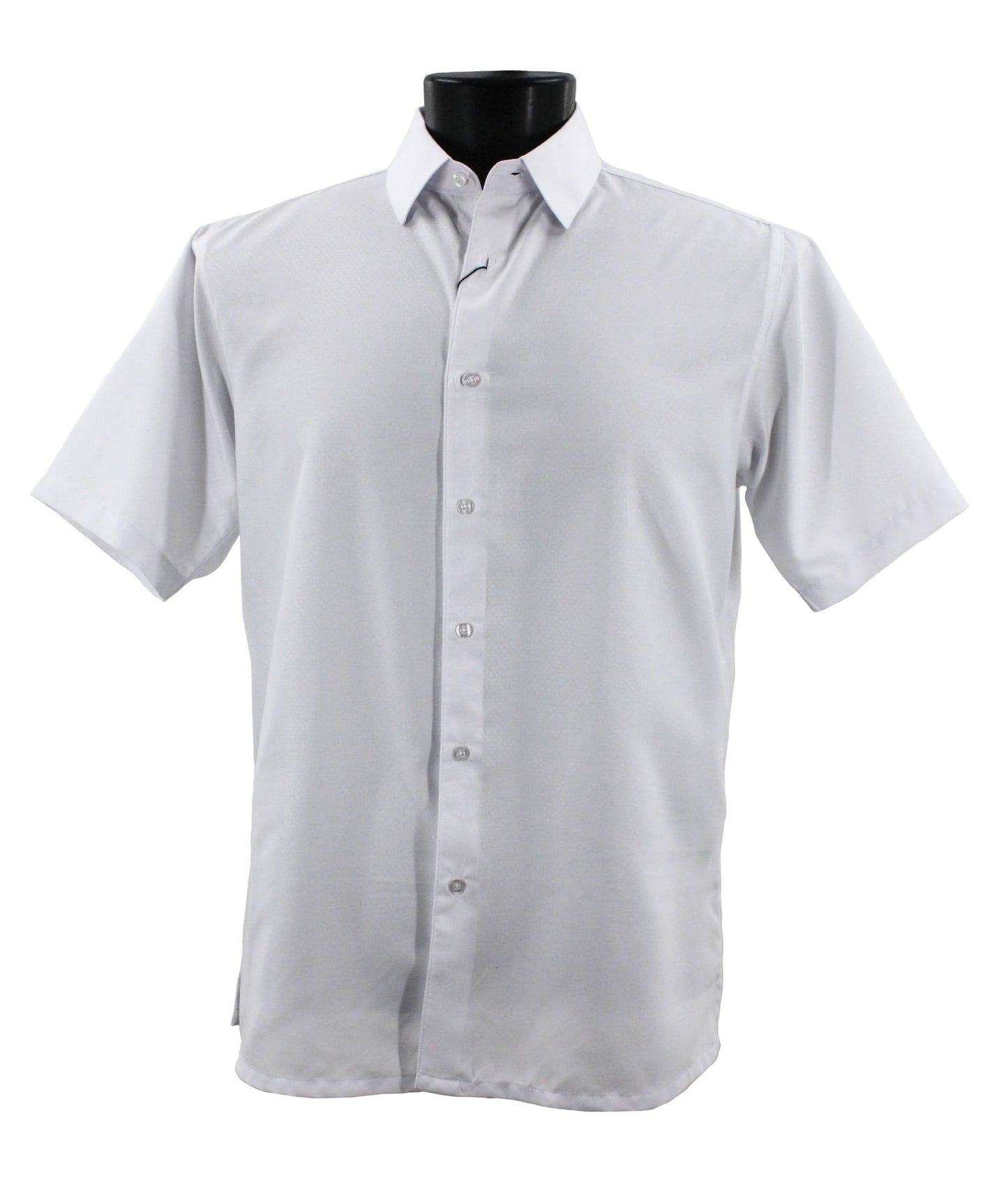 Displayed on a mannequin against a plain background, the Sangi Short Sleeve Shirt S 2026 White presents a Modern Fit, providing a sleek and contemporary silhouette.