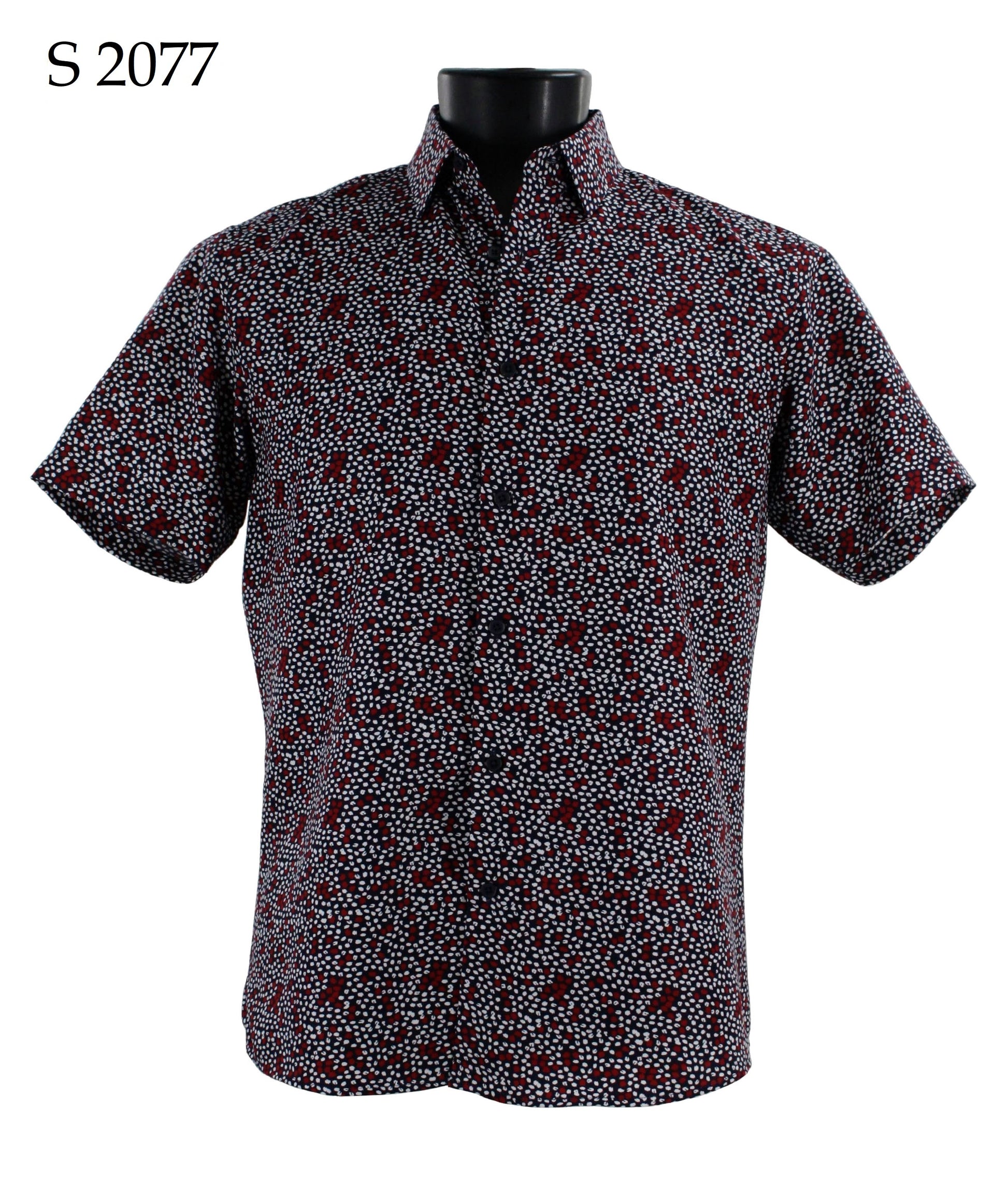 Sangi introduces the modern-fit Sangi Short Sleeve Shirt S 2077, featuring a stylish black, white, and red dotted pattern.