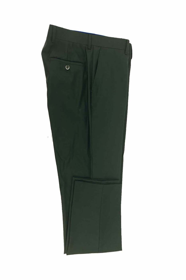 The Tiglio Luxe Forest Green Flat Front Pure Wool Dress Pants TIG4186 are expertly crafted from extrafine wool, featuring a stylish flat front. These modern fit pants, with neatly folded details and a buttoned pocket, are perfect for elevating your wardrobe.