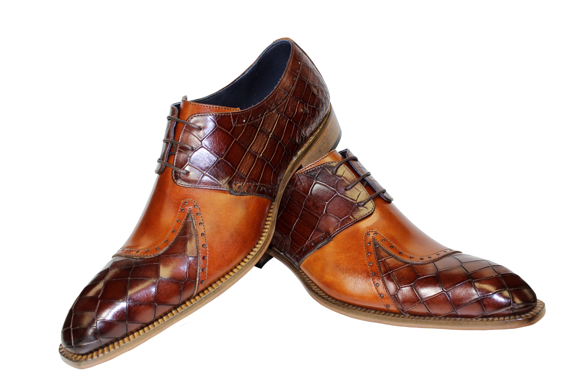 The Duca Di Matiste Valentano brown leather dress shoe, crafted in Italy, showcases embossed croco leather detailing and an elegant lace-up closure.