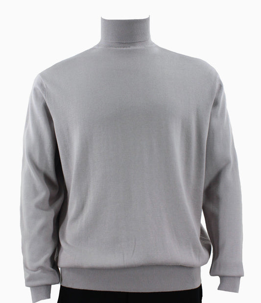 The Bassiri L/S Turtleneck Silver Sweater 631, a soft cotton sweater in light gray, is showcased on a mannequin against a white background.