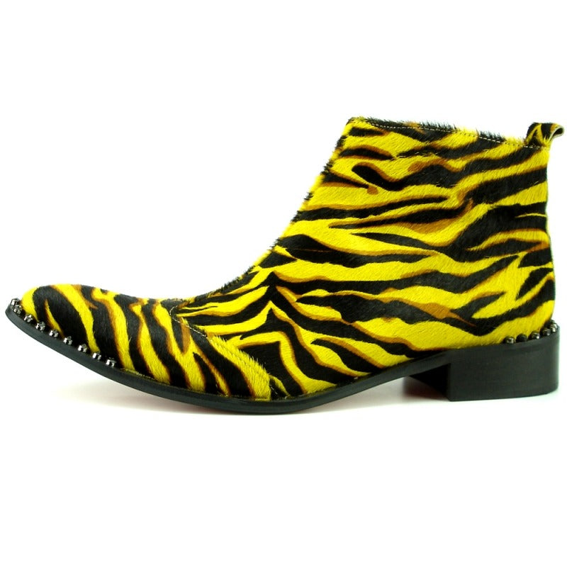 The FI-7315 Yellow Black Leopard Boot by Fiesso features a tiger-striped design in yellow and black, complemented by a pointed toe, studded sole, and cushioned insole for enhanced comfort.