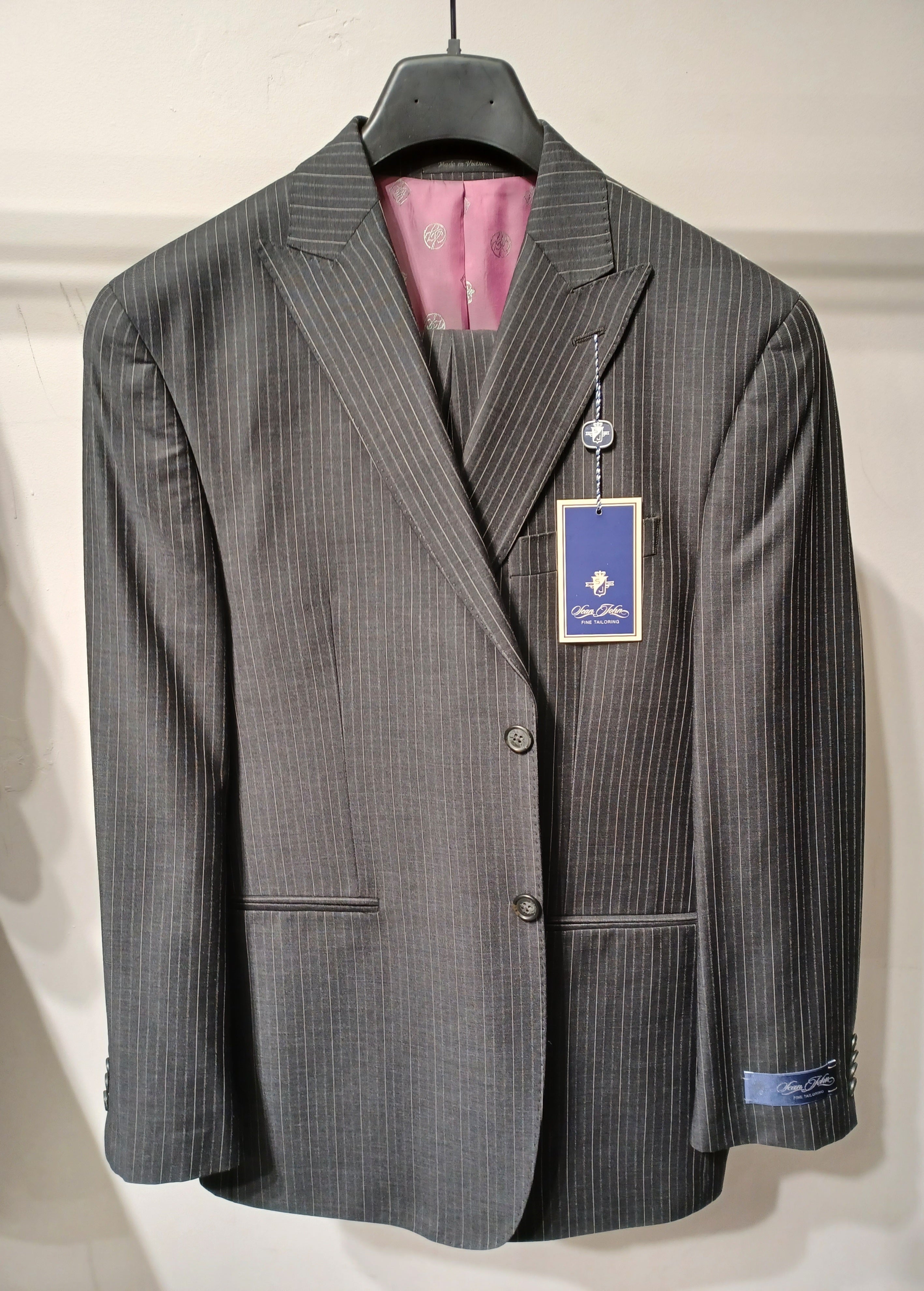 SEAN JOHN 2pc Regular Fit Suit #152 ONLY SIZE 40R, 48R, 44L (FINAL SALE)