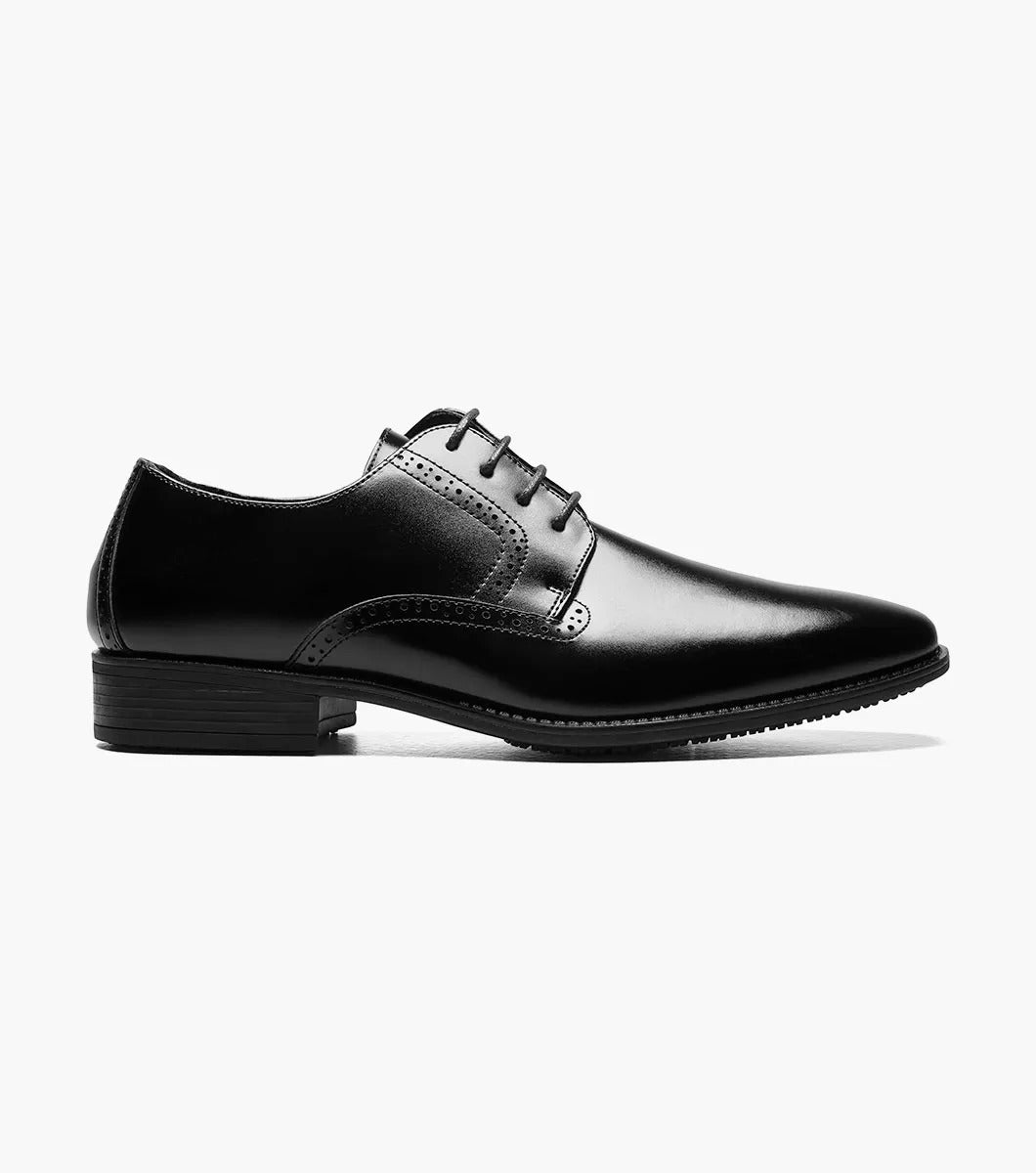 The Stacy Adams ARDELL Plain Toe Oxford in black, featuring a slip-resistant sole and classic laces, is elegantly displayed on a pristine white background.