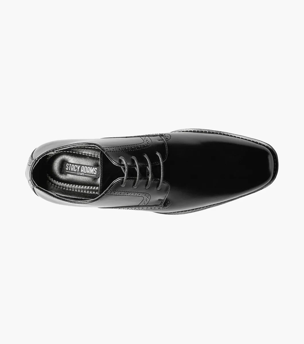 The Stacy Adams ARDELL Plain Toe Oxford in black, featuring a slip-resistant sole and classic laces, is elegantly displayed on a pristine white background.