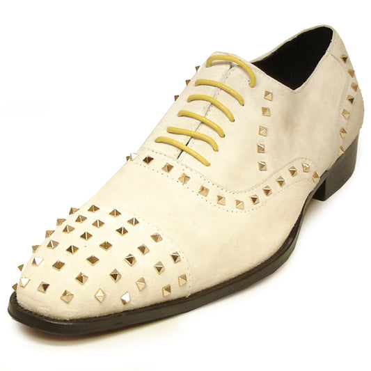 The FI-7010 White Gold Fiesso by Aurelio Garcia, from the brand Fiesso, is a stylish white leather fashion shoe featuring yellow laces and gold studs on the toe, sides, and heel. It includes a cushioned insole for enhanced comfort.