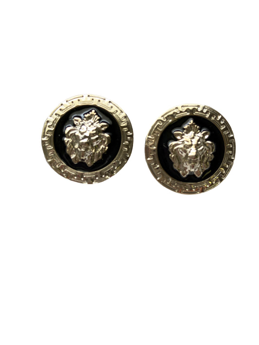 Introducing the Emilio Franco Couture Silver Cufflinks, showcasing an elegant circular design that beautifully combines gold and black with a striking lion's head motif, subtly enhanced by refined silver accents.