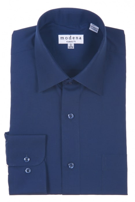 The expertly folded Modena Classic Fit Regular Cuff M300CL0R Navy shirt features the "Modena" label prominently. This wrinkle-resistant dress shirt, crafted from a stylish cotton blend, is ideal for keeping a crisp appearance throughout the day.