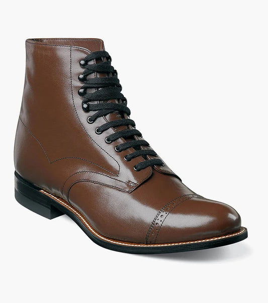 Stacy Adams - MADISON Cap Toe Boot in brown kidskin leather, equipped with black laces and Goodyear welt construction.