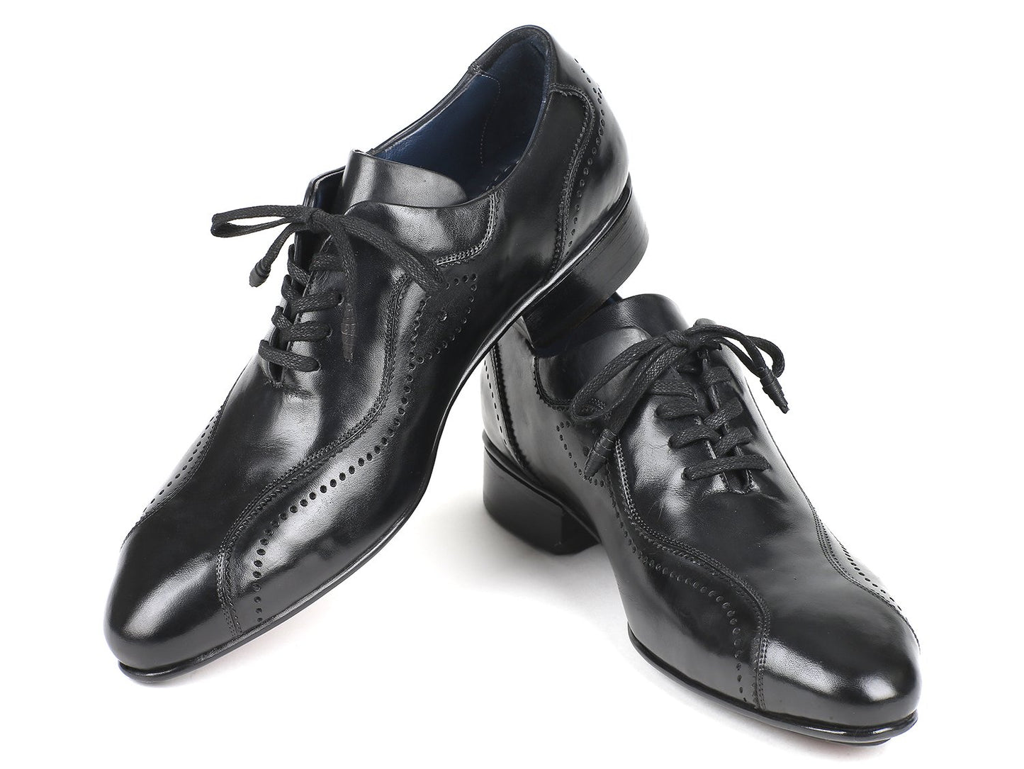 Paul Parkman presents the Handmade Lace-Up Casual Shoes in black, model 84654-BLK. These elegant shoes feature decorative perforations and are crafted from exquisite Italian calfskin, beautifully displayed on a white background.