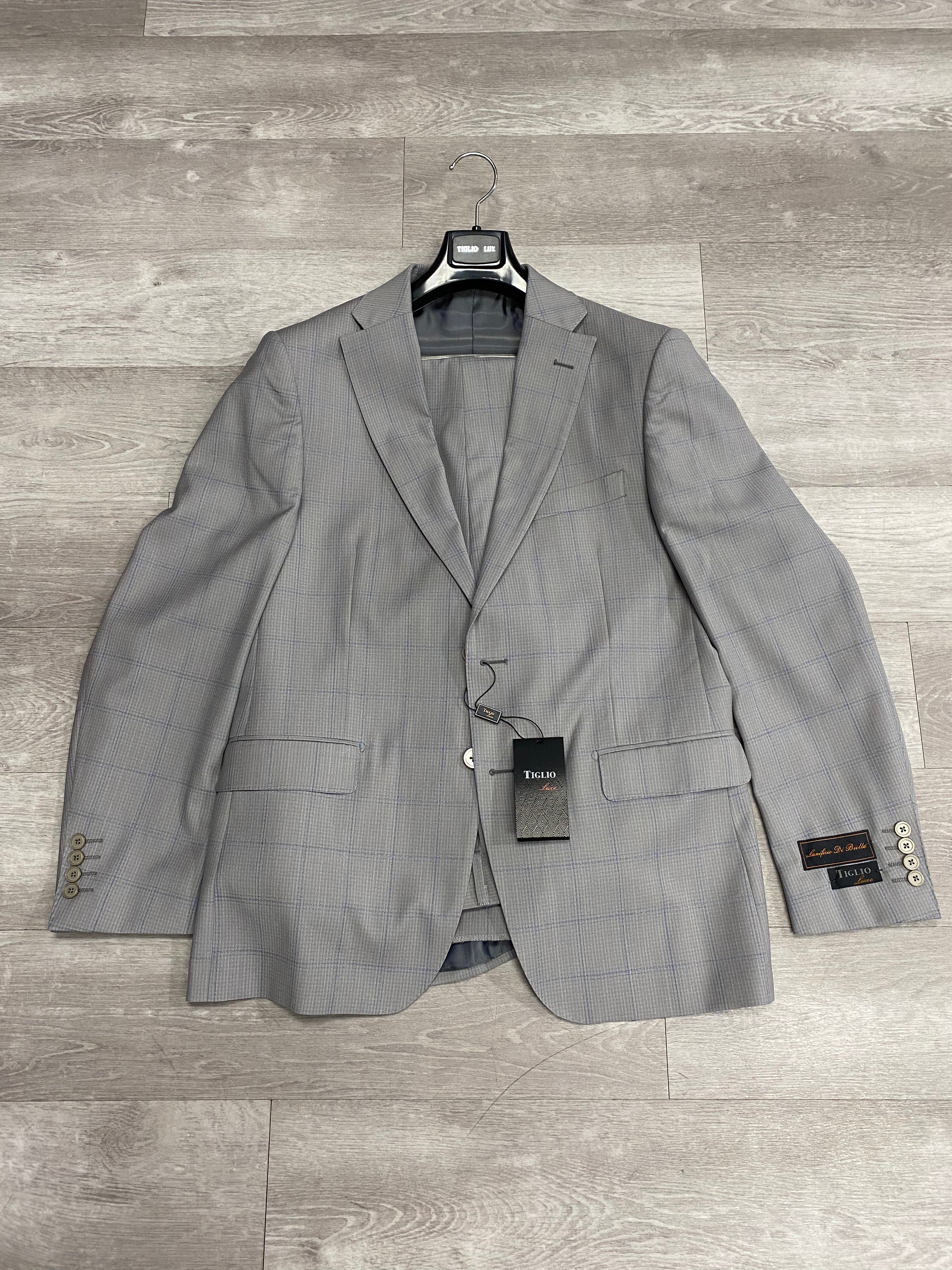 Tiglio Luxe Dolcetto Slim Fit Taupe Windowpane Suit TL2500