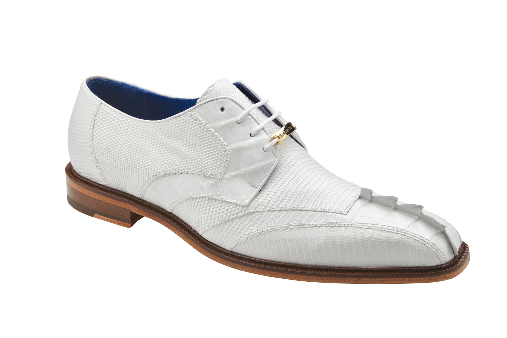 Presenting the Belvedere - Valter, an elegant shoe crafted from genuine Caiman crocodile and lizard leather in a white finish. This lace-up dress shoe features a wooden sole, low heel, and luxurious leather lining, showcased beautifully in a profile view.